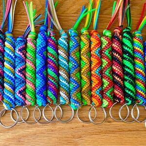 Custom boondoggle keychains gimp keychains handmade lanyard spiral keychain gift